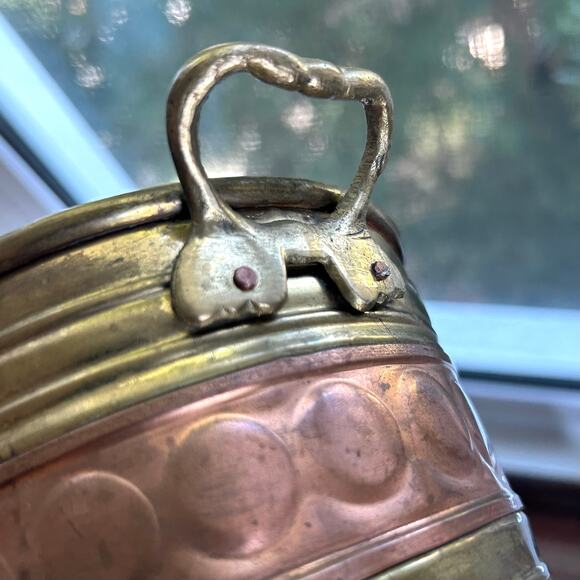 Vintage Brass & Copper Oval Jardiniere Planter with Handles - Picture 9 of 16